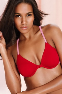 Arlenis Sosa Sexy Lingerie Photoshot 15