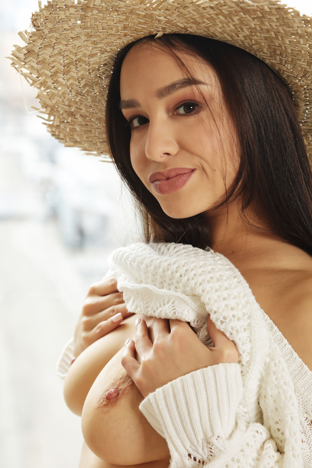 Presenting Astrid  07